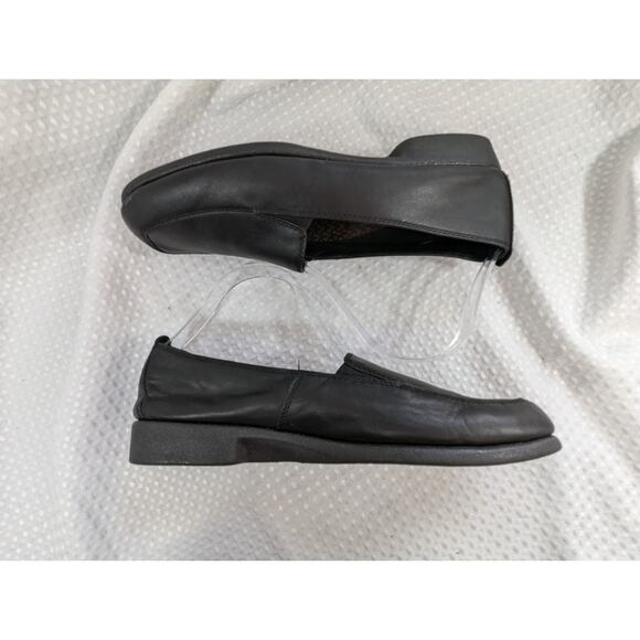 NWOT! HUSH PUPPIES! BLACK GENUINE LEATHER LOAFER SIMPLE SLIP-ON LOAFERS! SZ 11M - Picture 8 of 10